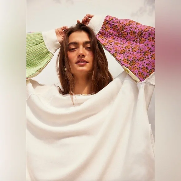 NWOT Free People We The Free Right On Cuff Sweatshirt - Picture 3 of 12